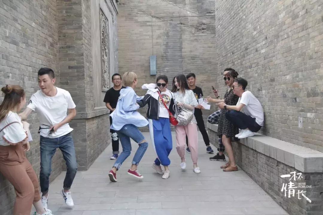 宕囧畞鍙ゅ牎澶滄櫙,宕囧畞鍙ゅ牎