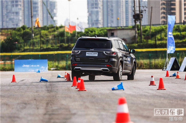 大指挥官深度试驾,试驾大指挥官四驱夜鹰