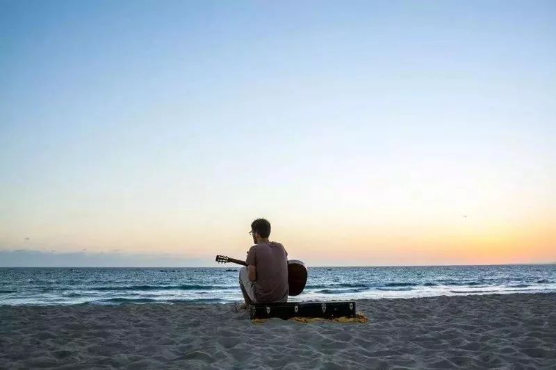 隋毅,隋毅牵手的是谁