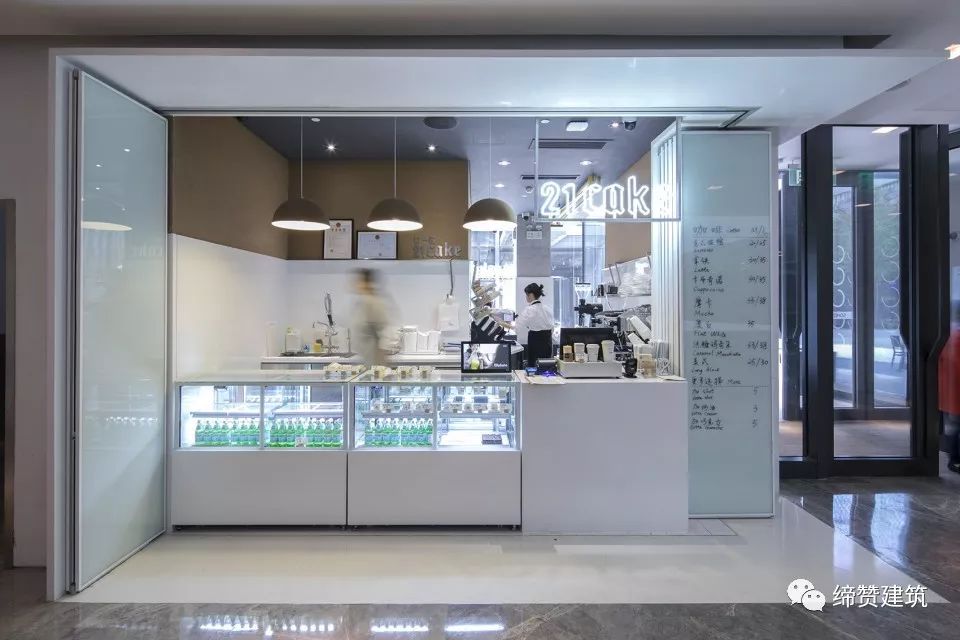 「佳作鉴赏」21Cake首家线*体下**验店-上海复兴SOHO店