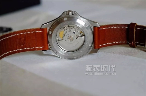 泰格豪雅竞潜最新款,泰格豪雅竞潜好还是浪琴好