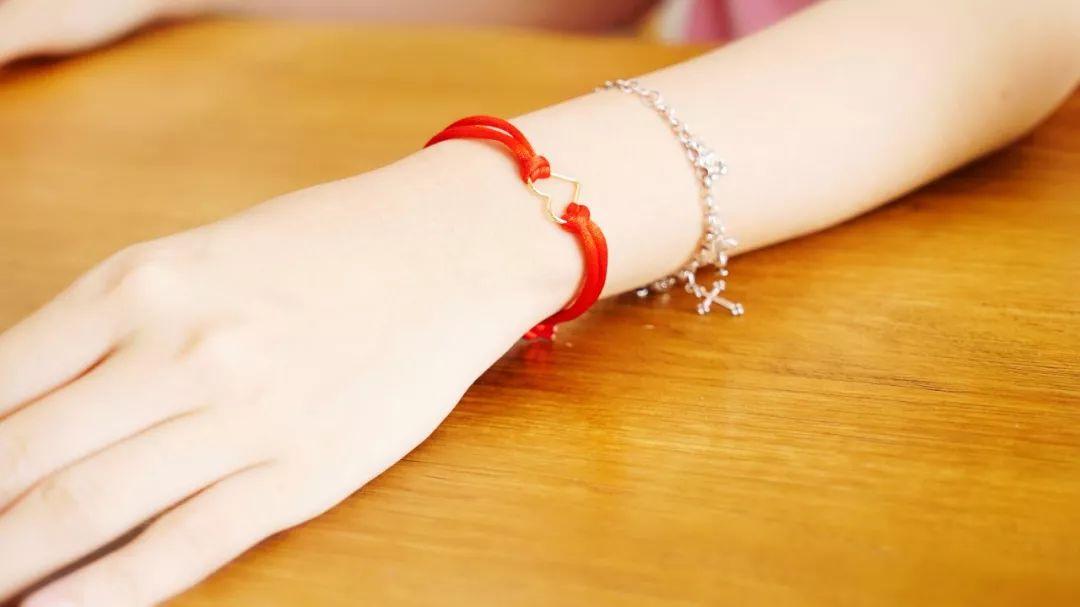 表白可以送19朵红玫瑰吗,表白送520朵玫瑰花好吗