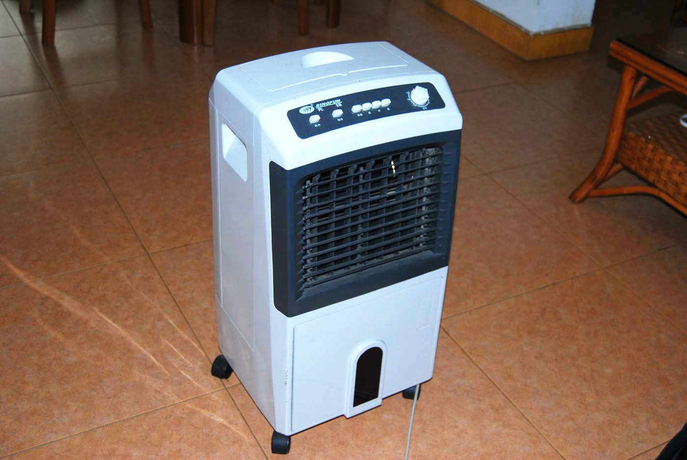 纠结空调买1.5还是2p,现在买空调合适还是空调扇合适