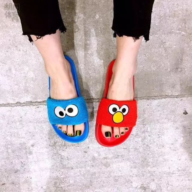 nike澡堂拖鞋,puma拖鞋最新款