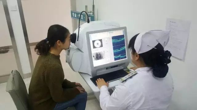 外伤眼睛肿了热敷还是冷敷好,眼睛打肿了是冷敷还是热敷好