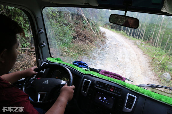 不怕陷车的履带车,不怕陷车