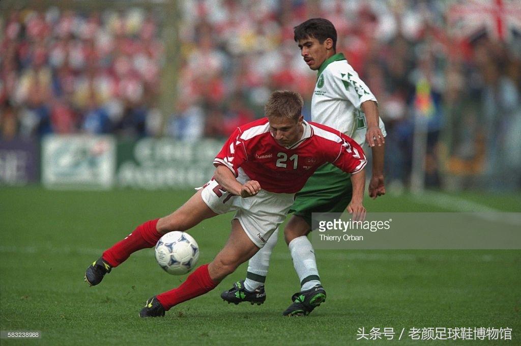 02年世界杯足球鞋回顾,世界杯最火前十的足球鞋