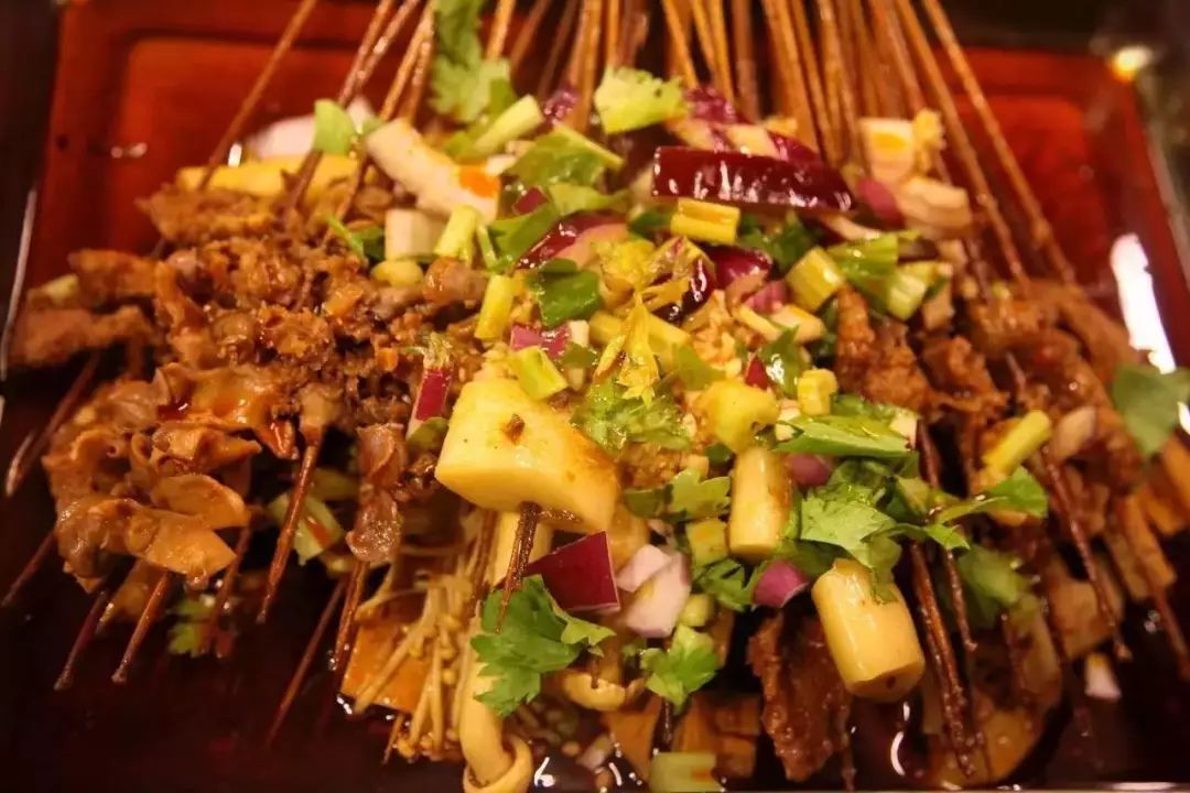 冒菜火锅麻辣烫钵钵鸡有什么区别,串串麻辣烫冷锅串串钵钵鸡