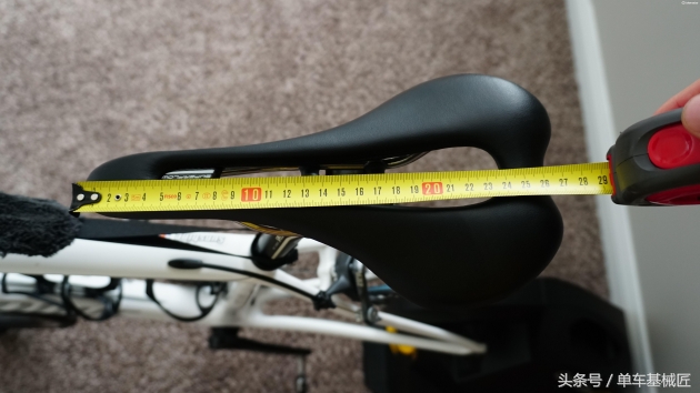 山地自行车车座的最佳高度,自行车车座前倾角度如何调整