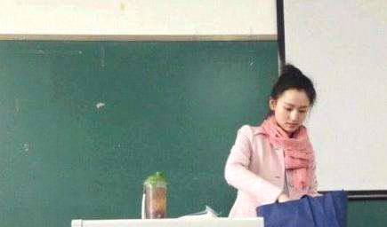 大学的英语老师有哪些,为什么大部分英语老师是女的