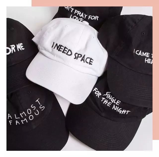 有了它出门还怕没有电吗,有了它出行也可以多带几双鞋