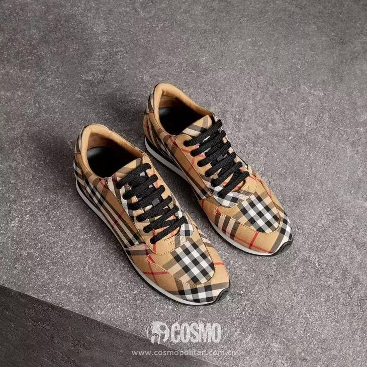 杨幂刘雯秋冬潮品,杨幂刘雯都为超长大衣着迷