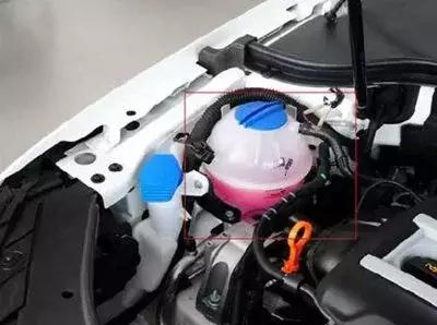 宝马5系发动机冷却液更换教程,高压冷却液跟低压冷却液多久更换