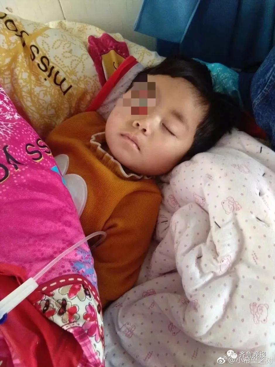 反转？！父母拿3岁患癌女儿捐款治儿子兔唇？嫣然基金：弟弟是我们给钱治的