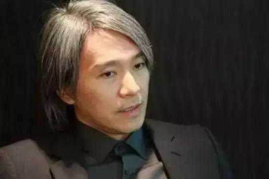 看到周星驰就很心疼,周星驰让人心疼的片段