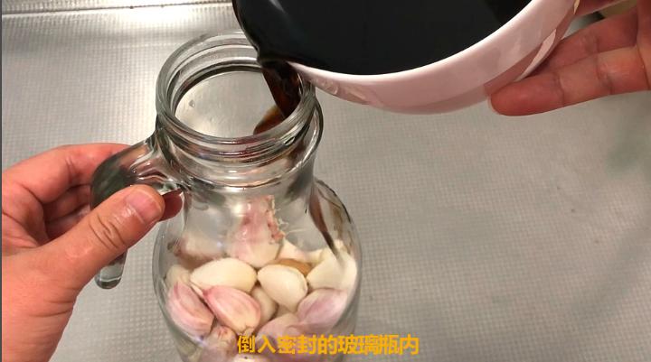 糖醋蒜这样做越吃越上瘾,玉兰香糖醋蒜吃上瘾