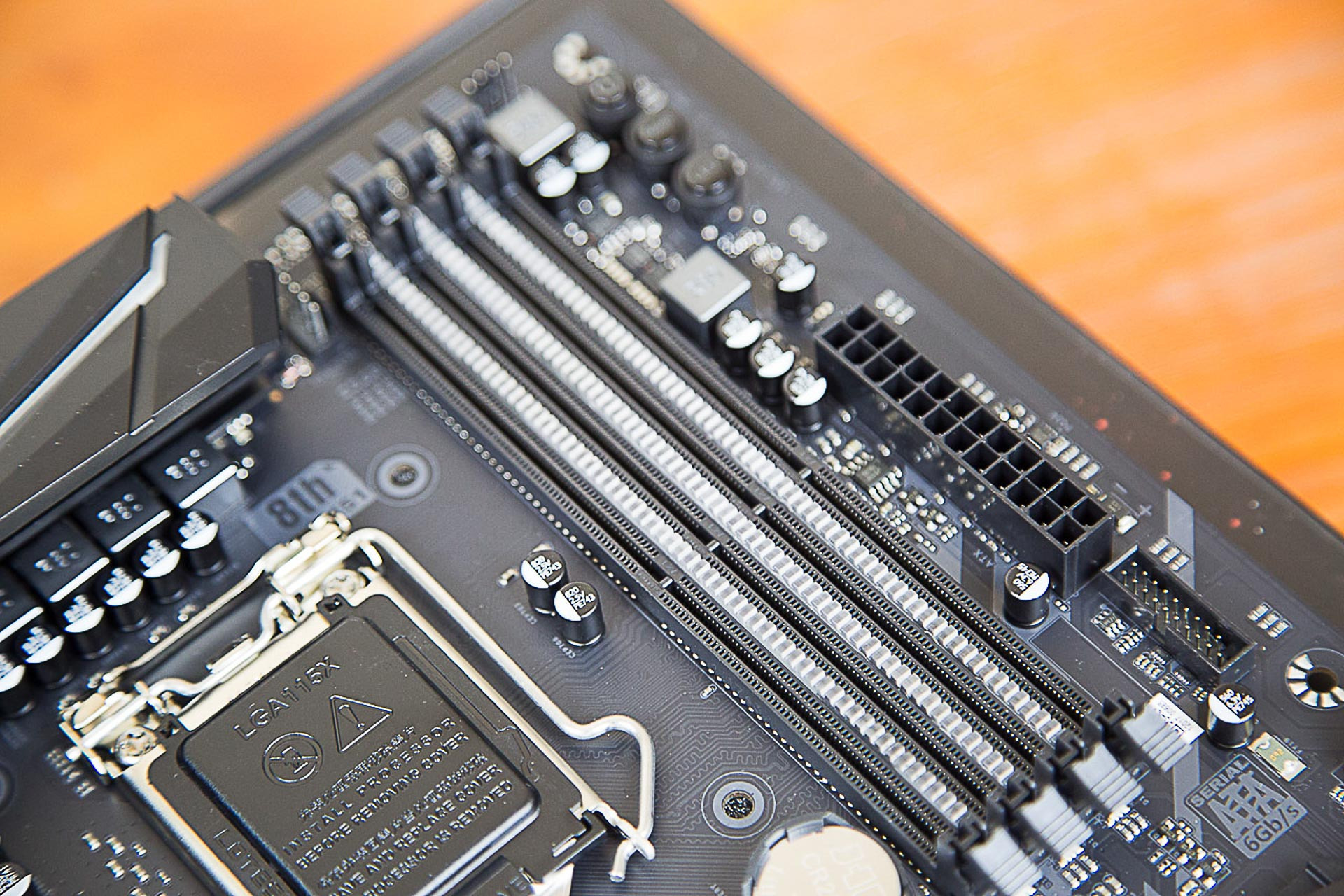 8700k5ghz,8700k超5g电压多少合适