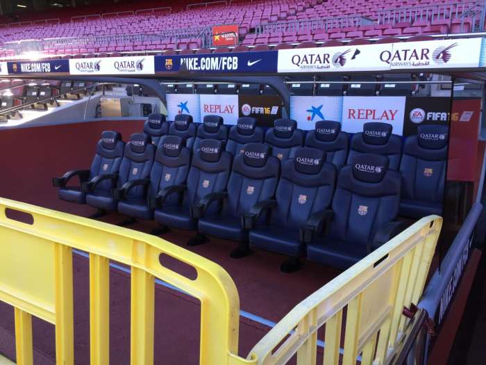 巴萨女足欧冠主场在诺坎普吗,巴萨主场诺坎普英文