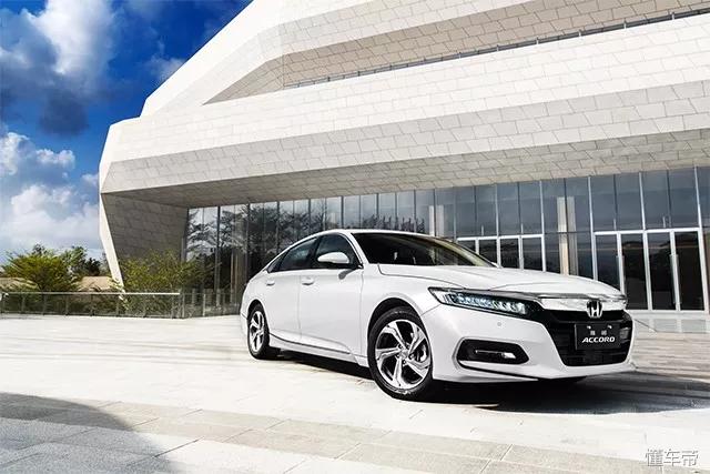 第十代雅阁燃油版试驾,全新雅阁accord