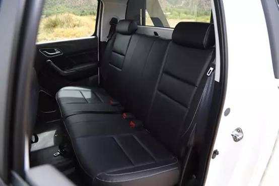 江铃域虎72023柴油自动四驱试驾,江铃域虎2.4t四驱柴油版