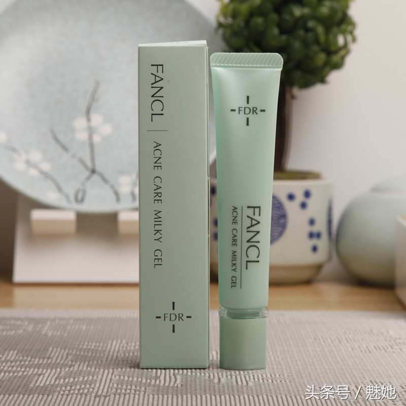 脸上痘印和红痘最佳消灭法,战痘神器工具