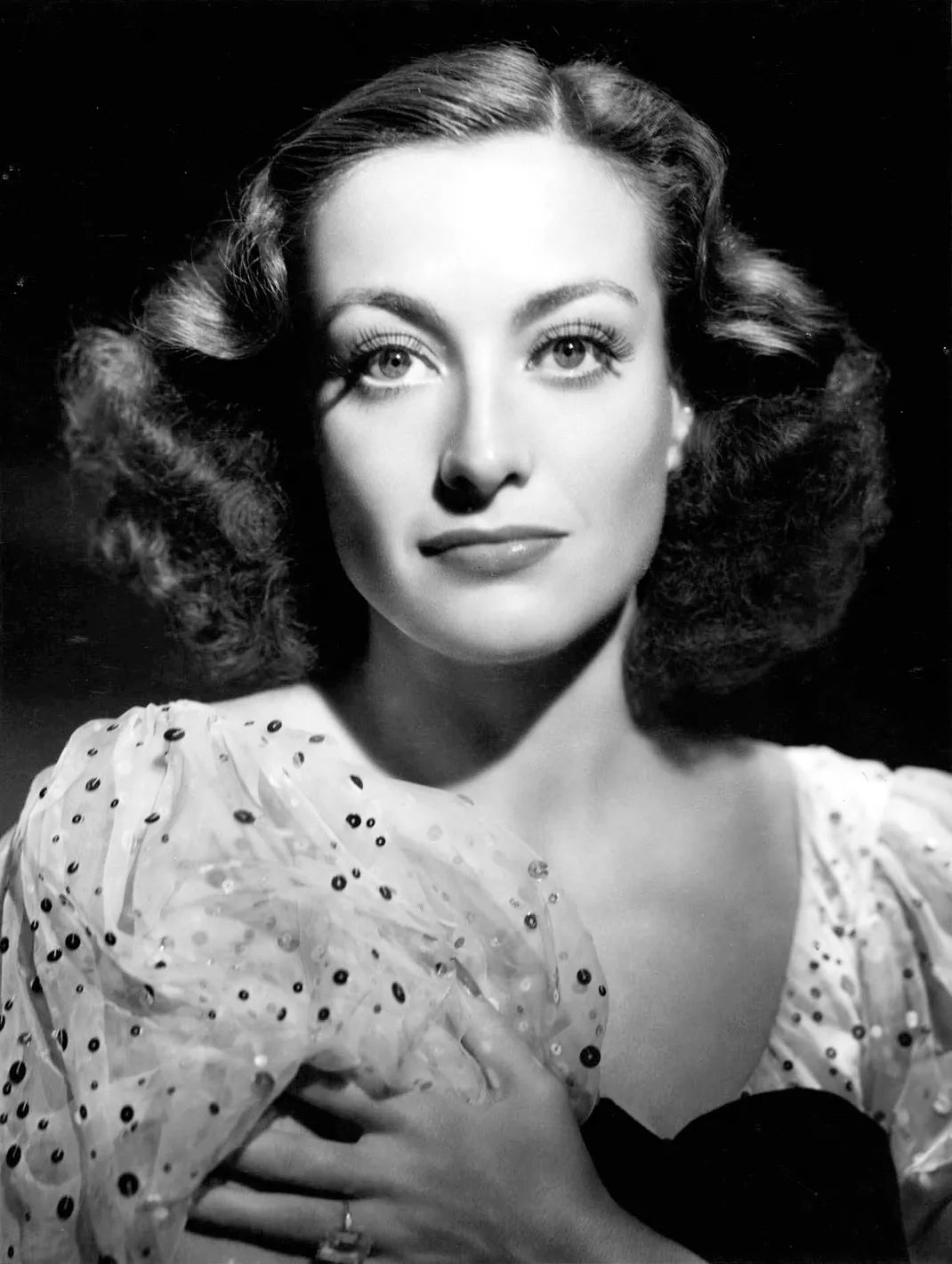 天气热怎么用水乳护肤,冰块的正确护肤方法