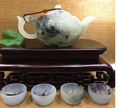 购买和田玉哪个平台最好,和田玉含其他矿物成分值得购买吗