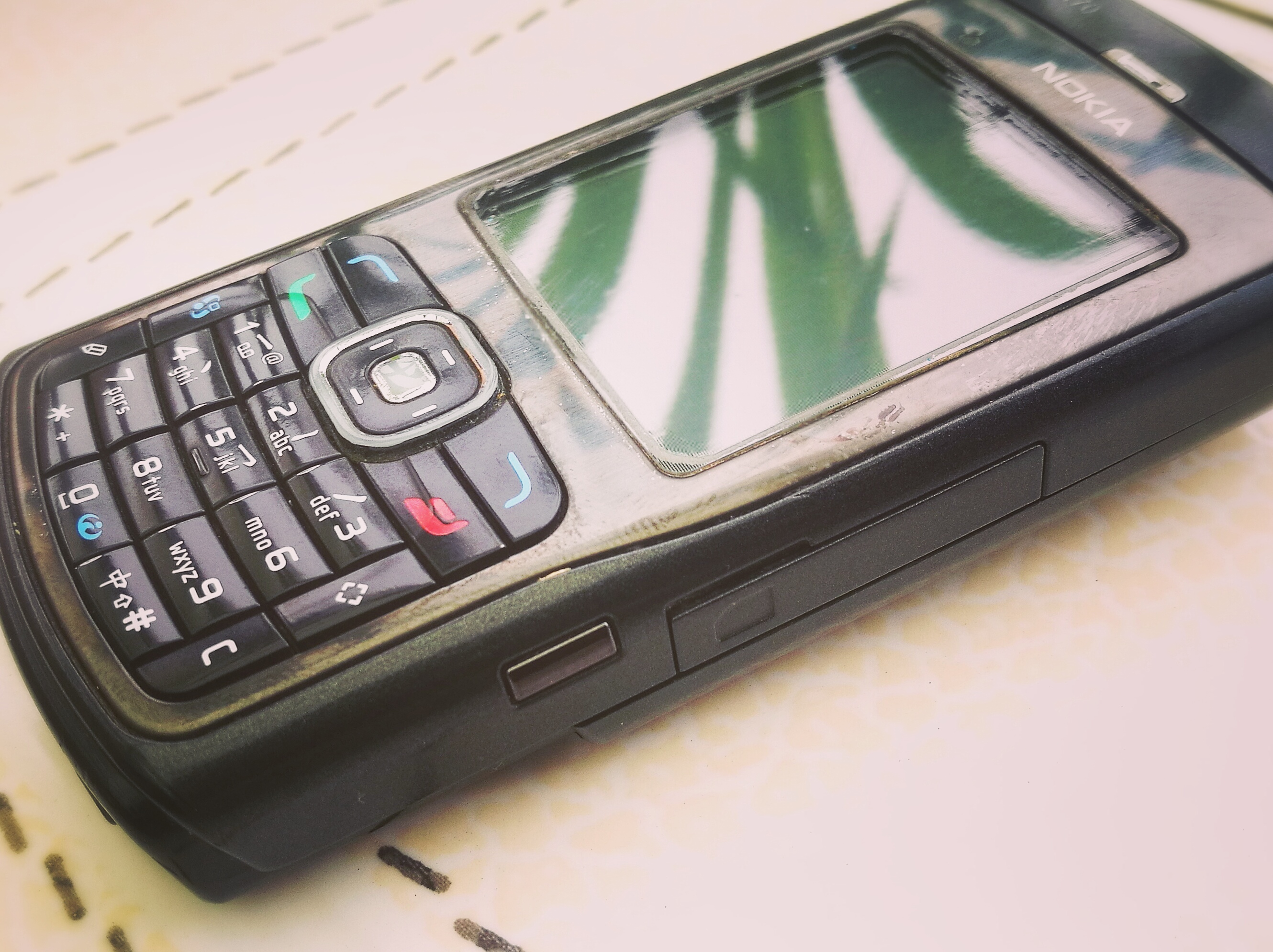 当年的诺基亚n70多少钱,诺基亚n70怀旧经典