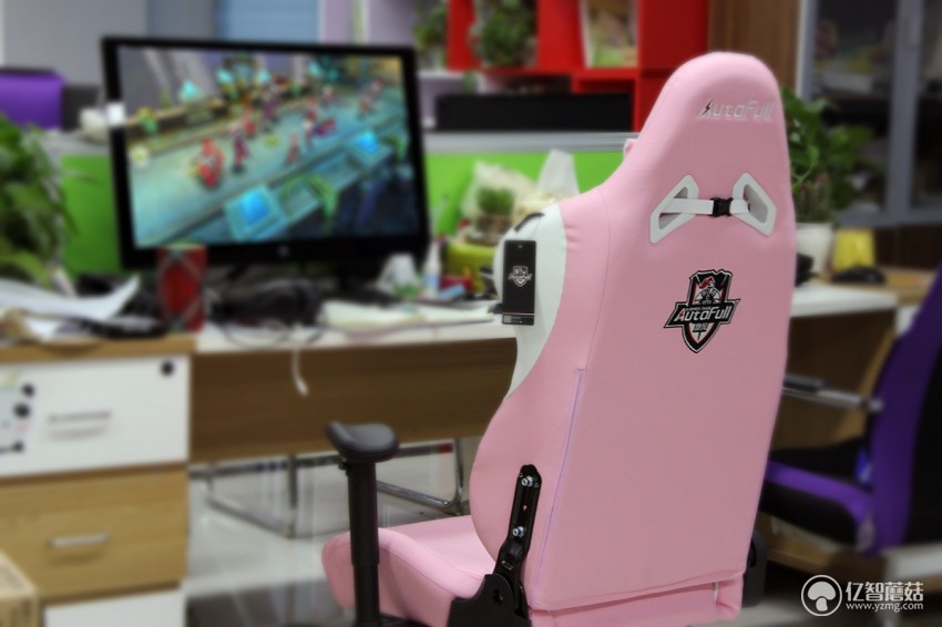 傲风af050测评,傲风电竞椅大耳狗测评