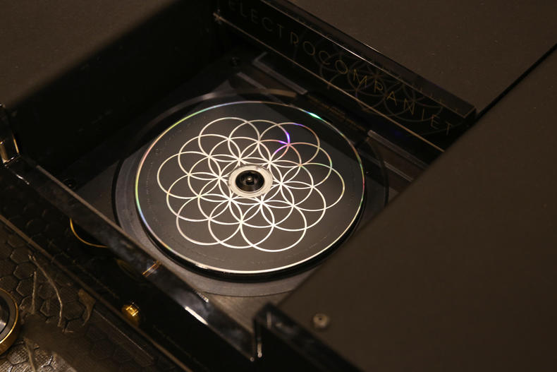 王思聪推荐的好用的耳机,耳机王思聪