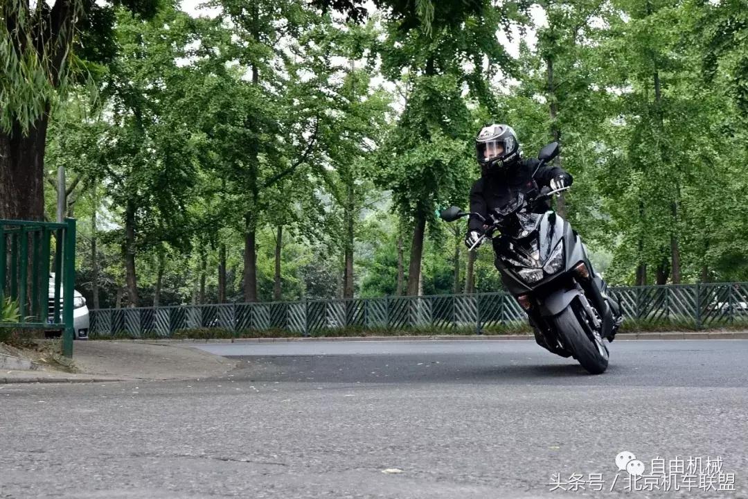 林海force175abs版怎么样,2018款林海175abs踏板车视频评测