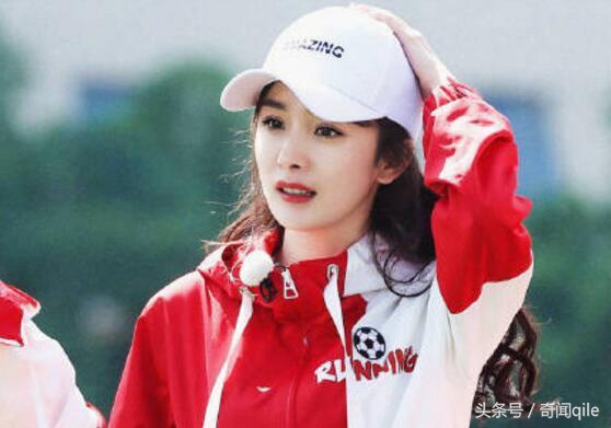 杨幂穿毛衣秀身材,杨幂穿运动装热舞