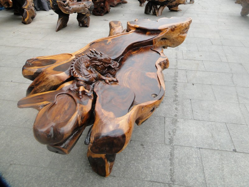 「社会鉴赏家」根雕制作，充满艺术感栩栩如生，美丽十足艺术瑰宝