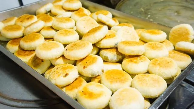 人矮志不矮,这家店只做一流馅饼