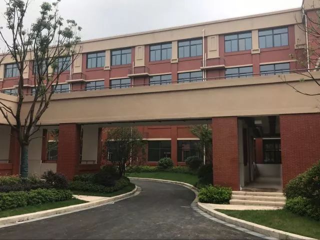 科利华的“亲儿子”来了！全部骨干教师配备！玄武区最牛公办初中新分校招生启动