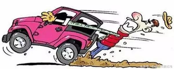 行驶时发动机突然熄火怎么处置,车子跑完高速为什么不能马上熄火