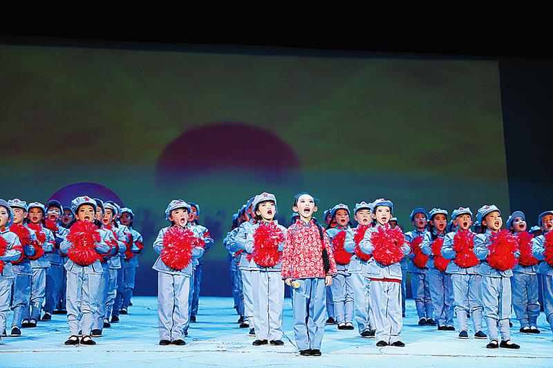 鍔炵壒鑹插鏍″垱鏂囨槑鏍″洯,鍔炵壒鑹插鏍¤偛鏃朵唬浜烘墠