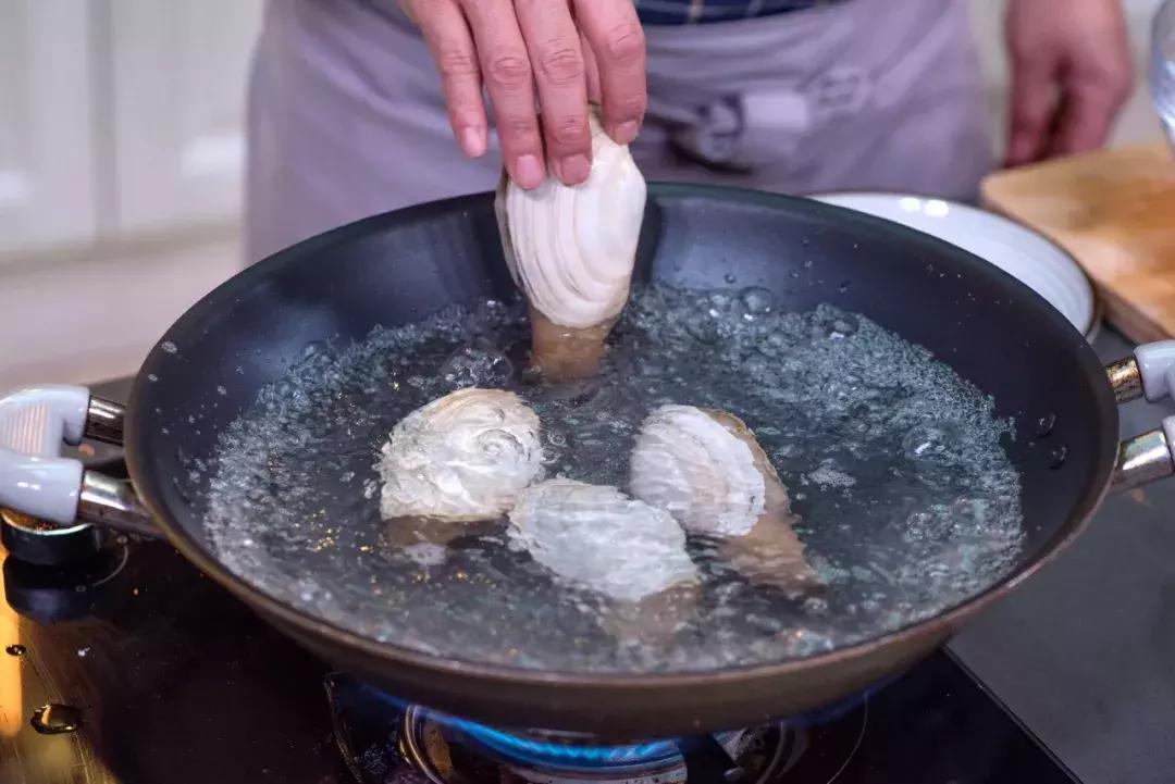 大象拔蚌最好吃的做法,象拔蚌干蚌湿蚌哪个好吃