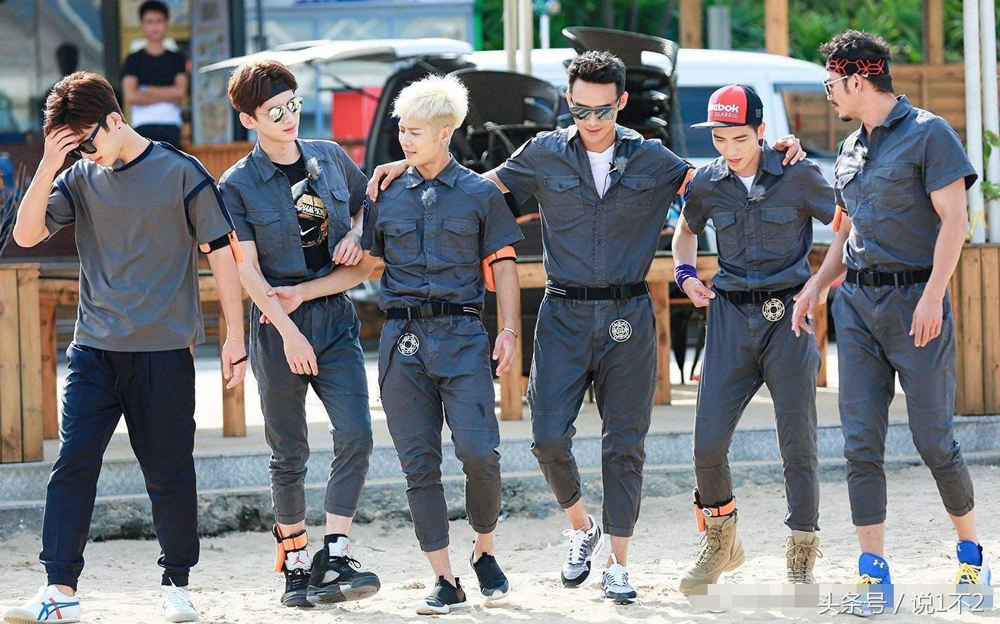 白敬亭注孤生合集,白敬亭被何炅说注孤生