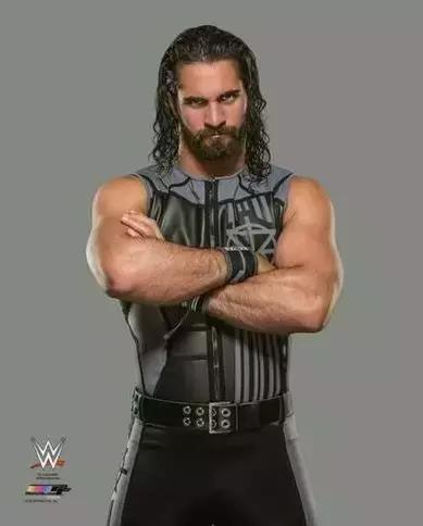 wwe罗曼雷恩斯的防弹衣,wwe美国职业摔角罗曼穿短袖