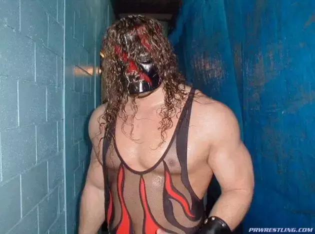 wwe罗曼名场面,wwe罗曼雷恩斯的防弹衣