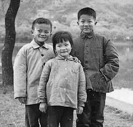 年轻时的霍金照,霍金珍贵照片