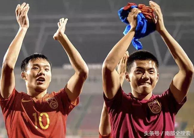 中国19岁天才前锋正式加盟西甲,国青19岁签约欧洲豪门