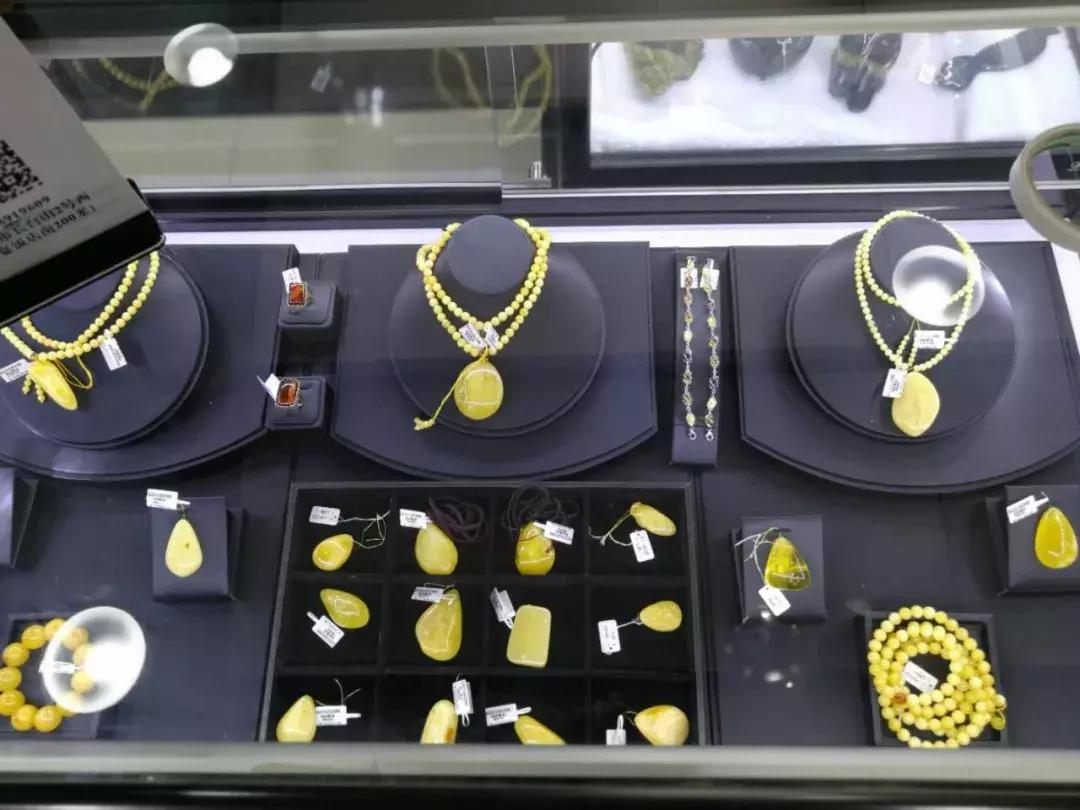 延吉俄罗斯进口商品展示中心,吉林省延吉市木雕茶台