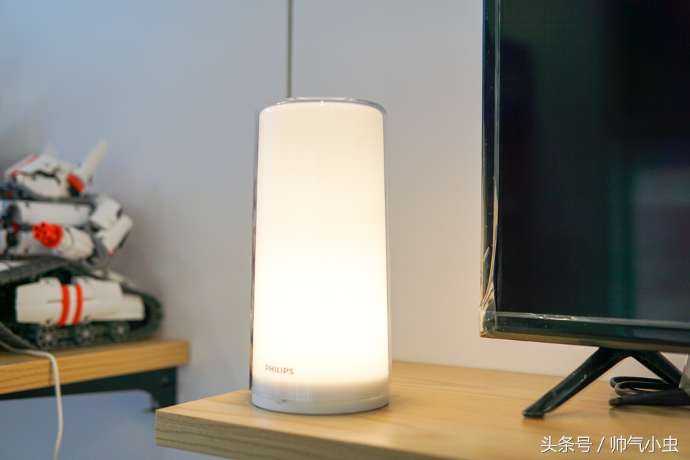 小米手机用米家有哪些独特的功能,米家智能开关卧室和客厅