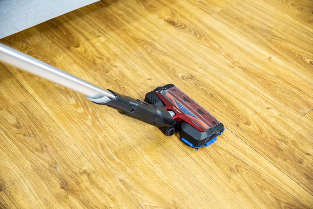 知电吸尘器测评,飞利浦无绳除螨吸尘器怎么使用