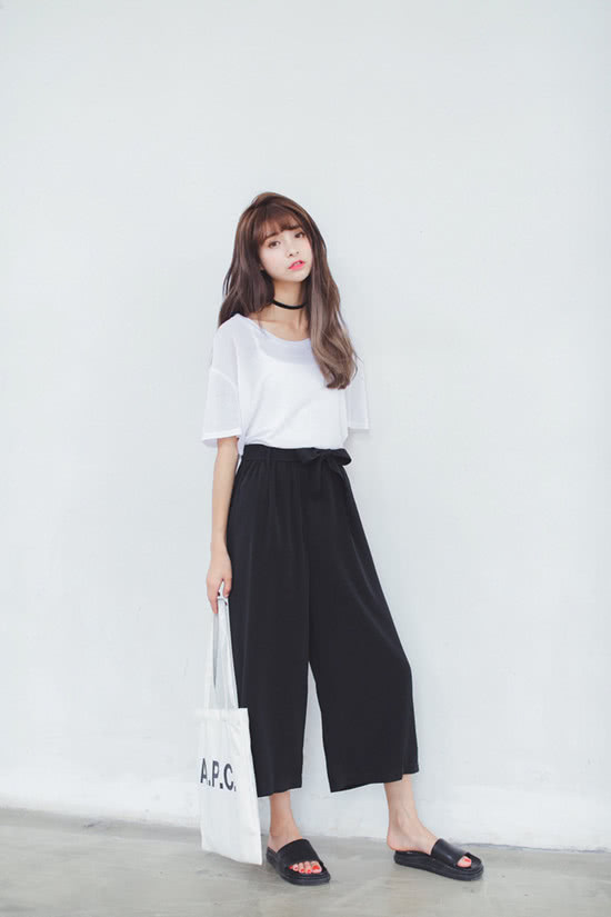 短裤和高腰阔腿裤,阔腿裤雪纺和冰丝哪个好