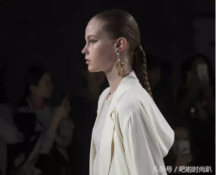 比莉时装周,比秀场有看点的设计师