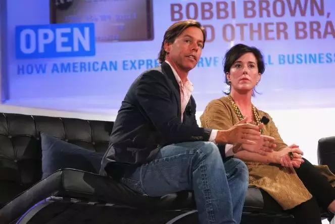 设计师KateSpade在纽约自缢自杀，川普女儿希拉里女儿纷纷悼念