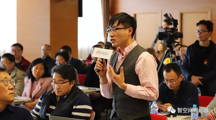 张璐对话硅谷投资人,中国顶级投资人